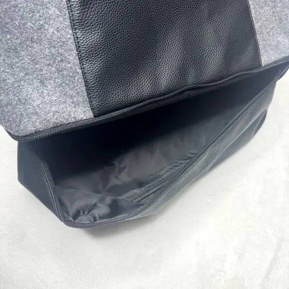 DSW Gray and Black Felt Zip Top Shoe Compartment Lightweight Travel Bag Tote - Picture 5 of 9